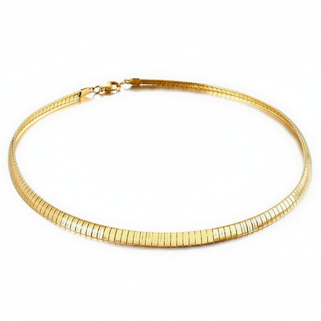 Sleek Gold Choker