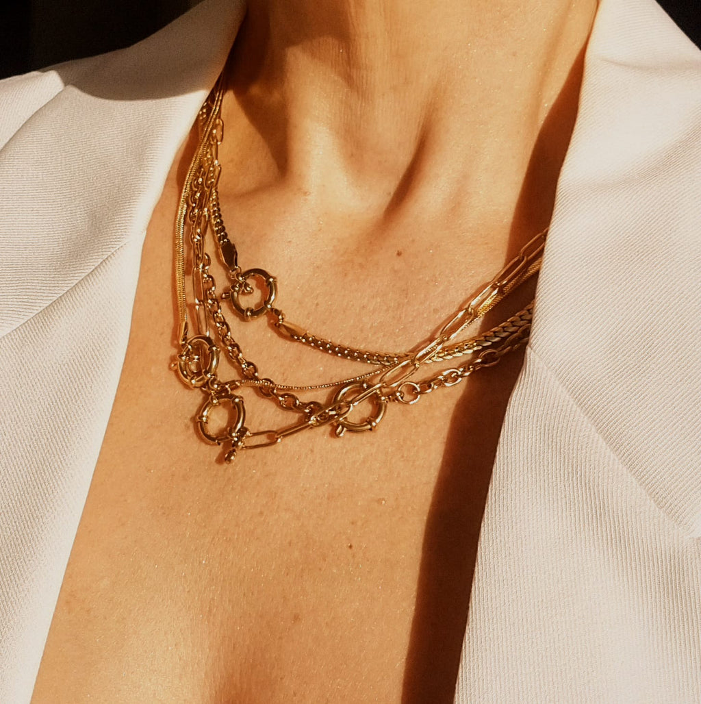 Blade Spring Necklace